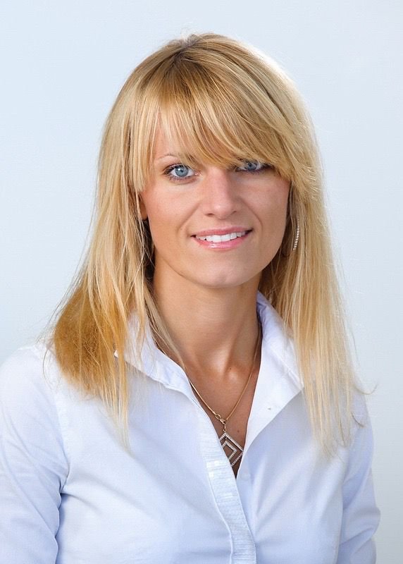 Olga - Massage & Wimpern-/Augenbrauenlaminierung